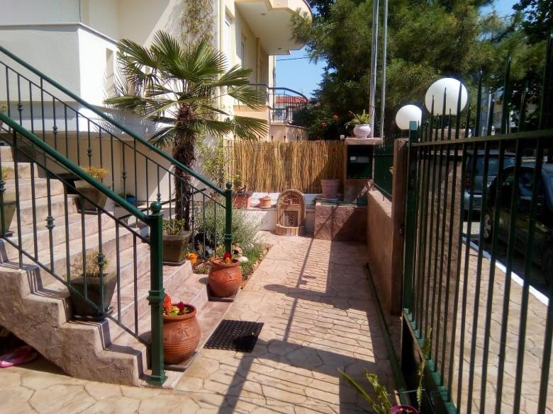 Oasis Apartment Nea Michaniona Bagian luar foto