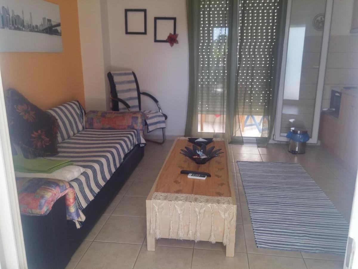 Oasis Apartment Nea Michaniona Bagian luar foto