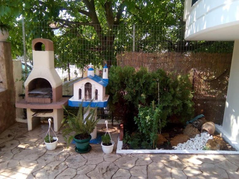 Oasis Apartment Nea Michaniona Bagian luar foto